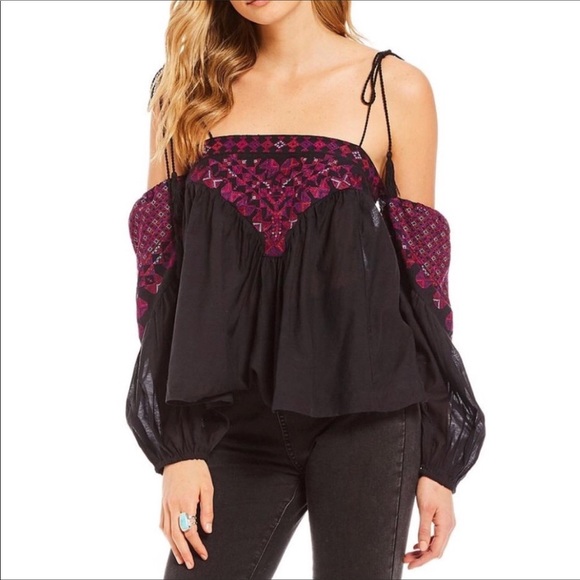 Free People Tops - NWT Free People Vacay Vibin Woven Embroidery Top